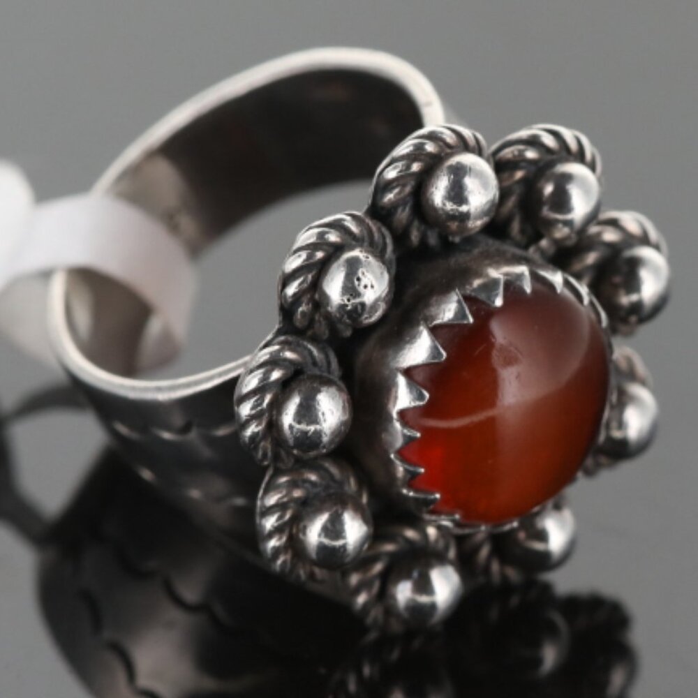 Vintage Sterling silver Native or Mexican flower ring carnelian sz 9